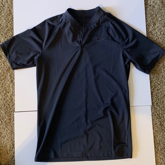 Nike Other - Nike golf blade collar polo